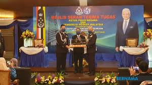 Sebuah lagu khas daripada polis diraja malaysia sempena menyambut bulan ramadan. 44ozu1mf8q3zwm