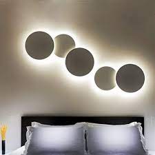 Esistono modelli per la cameretta dei bambini dalle forme giocose, colorate e sicure e più eleganti soluzioni per la camera matrimoniale. Led Lampada A Muro Luce Fai Da Te Componibile Lampada Camera Da Letto Dormire Atmosfera Night Light Lampade Da Parete Luci Amazon It Illuminazione