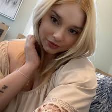 Mya Sanchez (@my_ohhh_my)