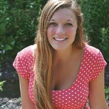 Taylor Martz's Instagram, Twitter & Facebook