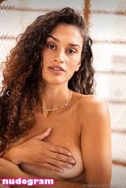 Taymocha Гола изтичане OnlyFans снимка 4 - Nudogram v2.1