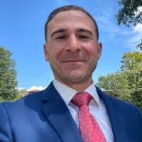 30+ "Tom Larose" profiles