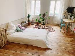 Wählen sie aus 3533 möblierten wg zimmer in berlin aus | vergleichen sie zwischenmiete 1,2,3,4,5 zimmer wohnung ab 395 € pro monat! Bohemian Wg Zimmer In Berlin Altbau Zimmer Wg Zimmer Wohnzimmer Inspiration