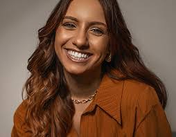 Lisa Heyden's Instagram, Twitter & Facebook