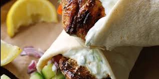 Gyros Au Poulet Et A La Tzatziki Bien Meilleurs Qu Au Restaurant Recettes Ma Fourchette In 2020 Food Videos Gyros Baby Food Recipes