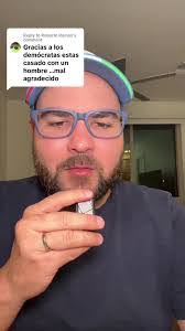 Gladys Roark's Instagram, Twitter & Facebook