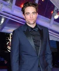 See more ideas about robert pattinson i love robert pattinson, my family, my 2 cats and beautiful, interesting photography.not necessarily in that order lol! Leaked Photos Robert Pattinson Batman Batsuit Filming
