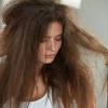 Is your hair dry, frizzy, brittle, or damaged?there could be lots of reasons for dry hair, and in this video i list the 5 most common. 1