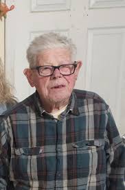 Leonard Holcomb's Instagram, Twitter & Facebook