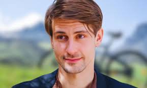 Tempesta d'Amore anticipazioni, tensione Vanessa e Carolin: romantico gesto  di Paul