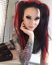 Pin By Nate Woods On Starfucked Makeup For Green Eyes Girl Tattoos Hot Goth Girls