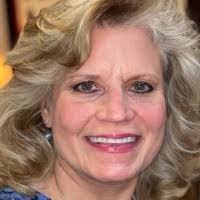 Carol Smolinski's Instagram, Twitter & Facebook