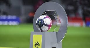 Connus de tous les amoureux tricolores du ballon rond, la ligue 1 est ancrée dans toutes les têtes. Ligue 1 A La Tv Comment Regarder La Saison 2020 2021