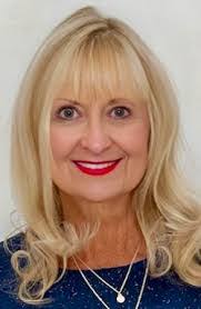 Donna Murley's Instagram, Twitter & Facebook