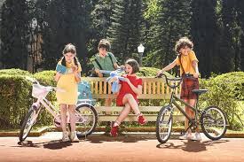 Karena itu, anda harus lebih selektif dan mencari tahu lebih banyak tentang genre film yang akan anda tonton. Critica Turma Da Monica Lacos Primeira Setima Arte