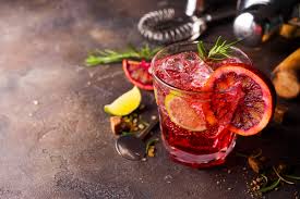 Bevande perfette per una straordinaria festa ti stai preparando per la festa di capodanno? Cocktail Da Fare In Casa 5 Cocktail Facili Da Preparare