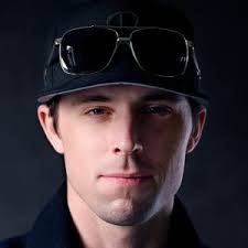 Julian Dorey (@realjuliandorey)