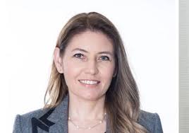 نتقدم بأجمل التهاني والتبريكات الممزوجة بالسعادة والفخر لعطوفة الأستاذة  لارا محمد الخطيب