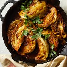Remove the tough middle bit (this can be added into a red cabbage juice) and chop the cabbage into 5 mm thick strips.you could also shred the cabbage thinly if you prefer. 30 Cabbage Recipes Eatingwell
