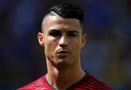 Modern dünyada, sadece kadınlar değil, erkekler de görünüşlerini izler. Sporx On Twitter Iste Cristiano Ronaldo Nun Yeni Sac Stili Http T Co Enjgzzpo4j Http T Co Gmh4y41v8o