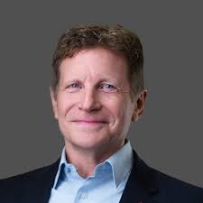 After taking a year off recharging, reconnecting, and re-prioritizing,  three things have become really clear for me. 1. There is (still) nothing  more important in life than family. 2. When…