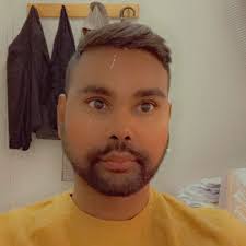 A huge snake clamped onto a woman's hand, and then tried to put a death  grip