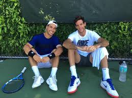 Discover fashion forward shoes and boots by frye and co. Fabio Fognini Entreno Con La Torre De Tandil En Miami Facebook
