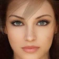 Aliza James (aliza_olivia)