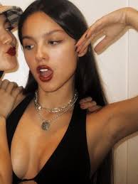 ✨𝐍𝐢𝐧𝐢 ✨ 𝐇𝐢𝐠𝐡 𝐒𝐜𝐡𝐨𝐨𝐥 𝐌𝐮𝐬𝐢𝐜𝐚𝐥: 𝐓𝐡𝐞 𝐌𝐮𝐬𝐢𝐜𝐚𝐥:  𝐓𝐡𝐞 𝐒𝐞𝐫𝐢𝐞𝐬 𝐓𝟏𝐄𝟗.