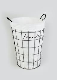 It includes two trucks, a basket and a hamper, all practical, simple and almost all of them on wheels so you can easily push them around the house and gather clothes. Wire Laundry Basket 56cm X 42cm White Matalan