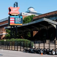 The latest tweets from milwaukee tool (@milwaukeetool). It S Convention Time 2 Minute Speeches No Pomp A Forlorn Milwaukee The New York Times