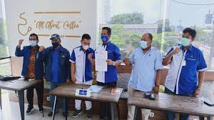 Check spelling or type a new query. Dana Kudeta Ahy Rp 100 Juta Demokrat Soloraya Beri Jawaban Mengejutkan Suara Surakarta