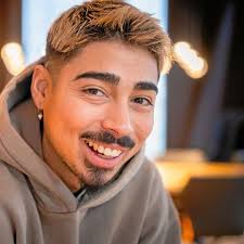 Tony Bauer: Aktuelle News, Infos & Bilder