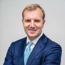 Elizabeth Naumann's Instagram, Twitter & Facebook