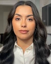 Commercial makeup artist (@victoriaholdstockmakeup) • Instagram photos and  videos