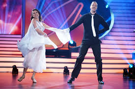 Die verbliebenen fünf promis stehen heute abend vor einer besonderen herausforderung. Let S Dance 2019 Show 1 Pascal Pommes Hens Und Ekaterina Leonova Starsontv