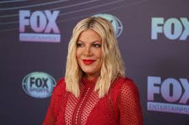 Tori spelling mit schöner, ehemann dean mcdermott wen datet tori spelling in 2020? Welcher Stern Aus Beverly Hills 90210 Hat Das Hochste Vermogen Unterhaltung