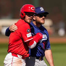 Now in red, Gavin Lux finds it 'surreal' facing Dodgers – Orange County  Register