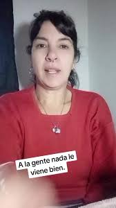 Buen día, miércoles lluvioso, de a ratos se escucha la lluvia🌨️ en el  techo de chapa , el lorito de al lado gritando pa pa 🦜y yo aclarando  aunque no debería , que mis videos no son a modo de pedir ...