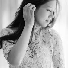 The external law degree teachers I have encountered are far more friendly  and determined in teaching. Like my lecturer of Business Associations, Mr  Nick Dearden, he has done his best to provide