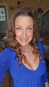 Social gatherings for moms in Nova