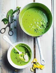 Veloute De Petits Pois Au Citron Pour 4 Personnes Recettes Elle A Table Recette Veloute Petit Pois Recette Soupe Minceur