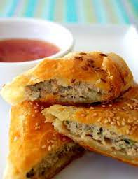 Top 5 Favorite Australian Chicken Dinner Recipes Sausage Rolls Recipe Australian Food Food