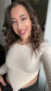 Can someone tell me why some of my npc's look glossy like this? 😬😂