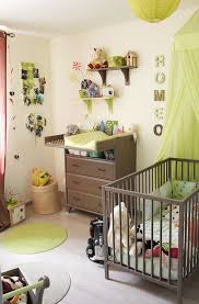 Vert Anis Dans La Chambre Du Bebe De Debohra Deco Chambre Bebe Garcon Chambre Bebe Marron Chambre Bebe Garcon Vert