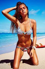 Très pratique car on peut l'attacher de deux façon maillot de bain 2 pièces taille m marque rip curl neuf jamais porté. Maillot De Bain Rip Curl Collection 2016 Maillot De Bain Rip Curl Maillot De Bain Triangle Maillot