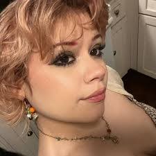 Shyanne Ortiz's Instagram, Twitter & Facebook