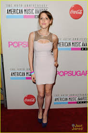 Is she married or dating a new boyfriend? Pictures Of Eden Sher