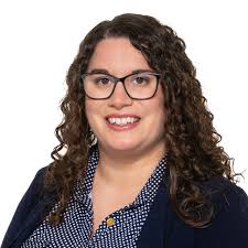 Marina Prado's Instagram, Twitter & Facebook