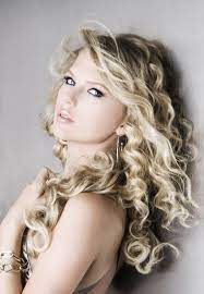 Love Her Hair Taylor Swift Hair Taylor Swift Curly Hair Taylor Swift Curls
